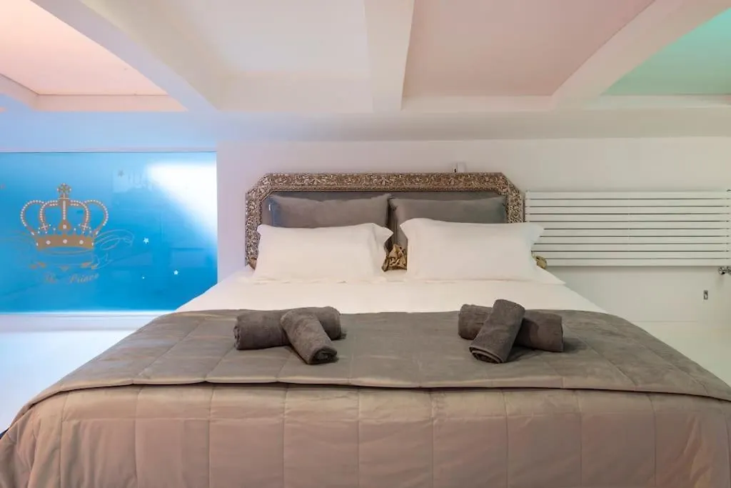 Piscina Interna Privata E Spa A Milano Lejlighed